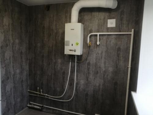 Мне 21, живу один. 03