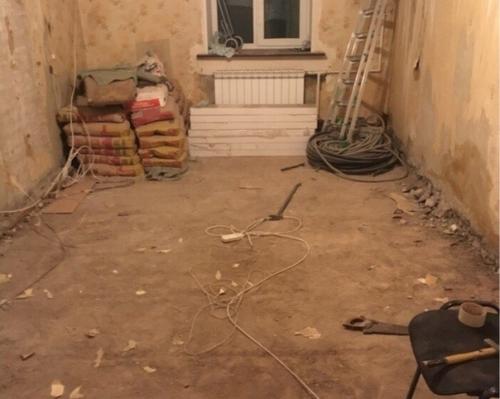 Закончили ремонт в нашей спальной комнате с мужем. 02