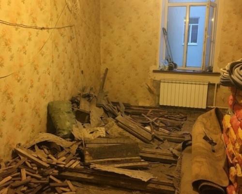 Закончили ремонт в нашей спальной комнате с мужем. 01