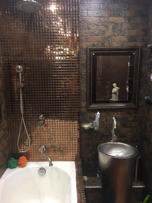 Вот так мы у себя санузел оформили. 09