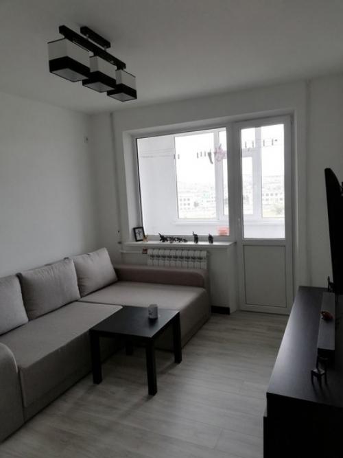 Показываю комнату в нашей однушки. 03