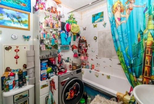 Вчера я просматривала объявления о продаже квартир и наткнулась на что-то необычное. 02