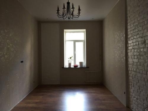 Вот так мы отремонтировали комнату в нашей старенькой квартире, которую мы превратили в спальню. 05