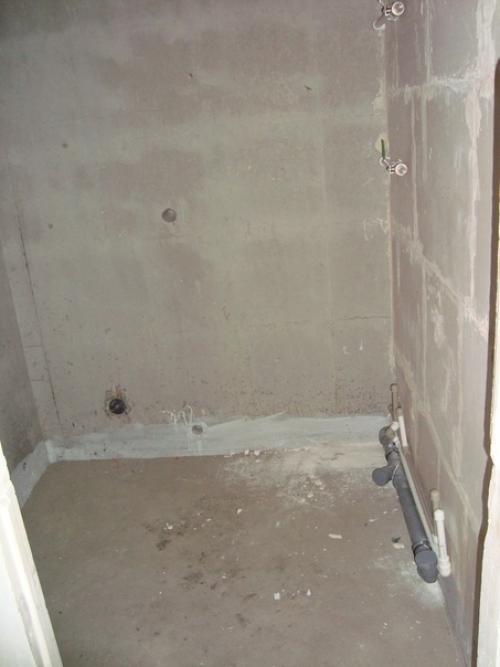 Оформили ванную комнату таким вот образом. 07