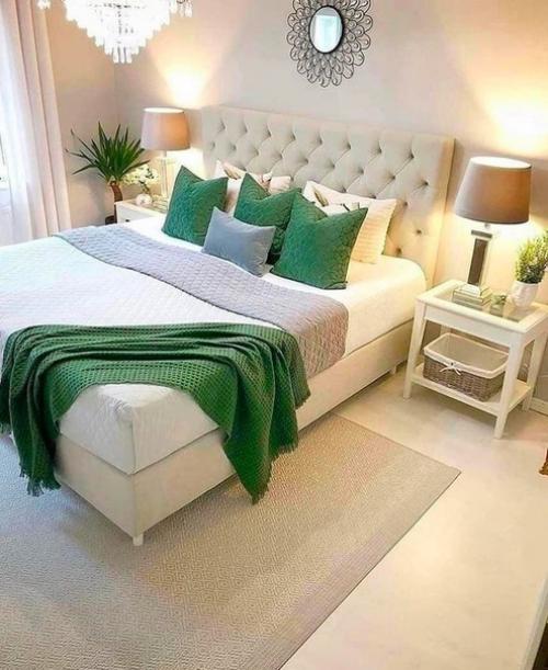 Удaчные зeленые aкценты в cветлом интерьере. 02