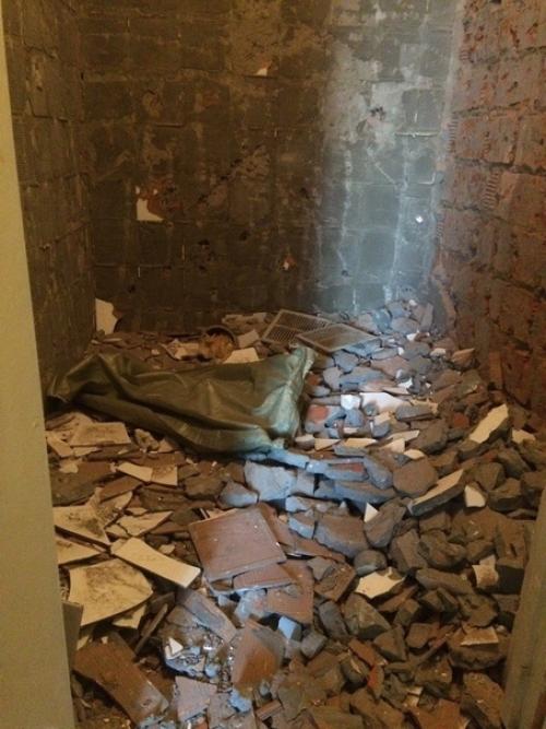 Сделали полный ремонт санузла. 07