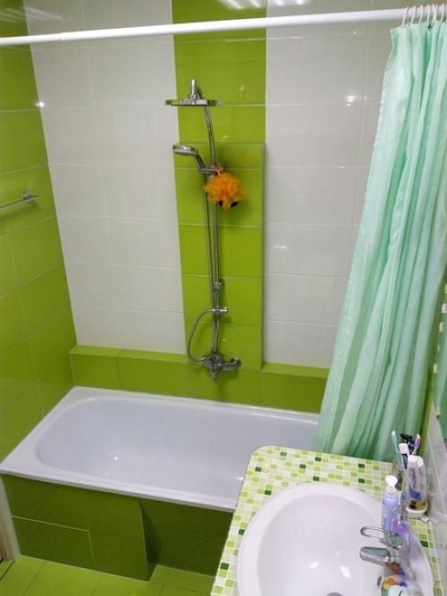 Оформили ванную комнату таким вот образом.