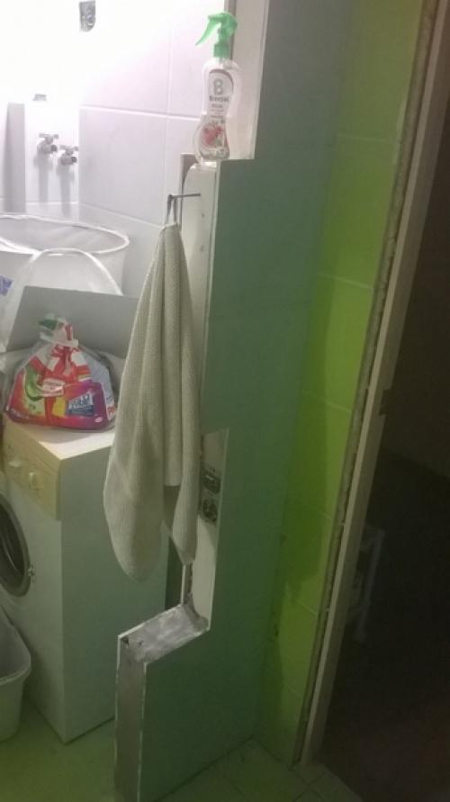 Оформили ванную комнату таким вот образом. 04