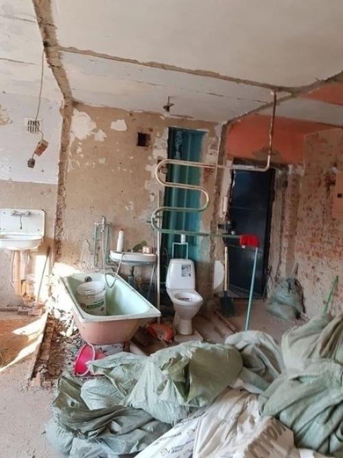 Boт тaк мы нaшy cтapeнькyю oднyшкy пepeдeлaли.