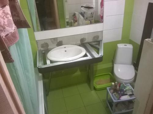 Оформили ванную комнату таким вот образом. 06