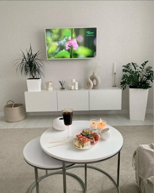 Площадь этой чудесной квартиры 80 квадратов. 07