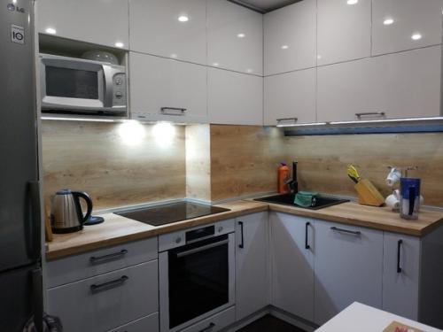 Решили, что пора бы и обновить нашу кухню. 03