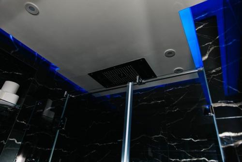 Когда уборная тоже комната. 09