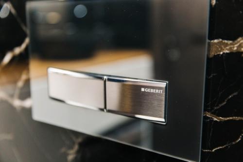 Когда уборная тоже комната. 04