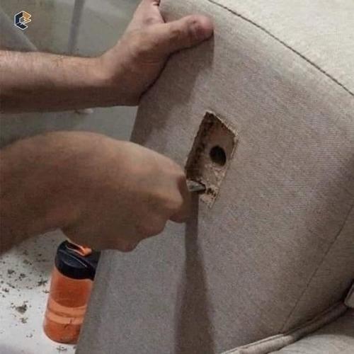 Очень удобная идея розетку в диван добавить.