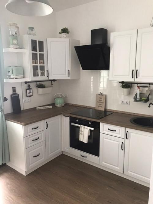 Вот такая кухонька получилась у нас. 01