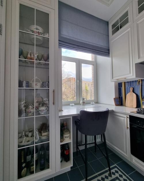 Живу одна, решили наконец - то обновить свою кухню. 01