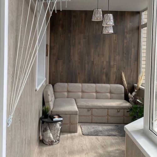 Вот такой ремонт мы у себя на балконе сделали. 01