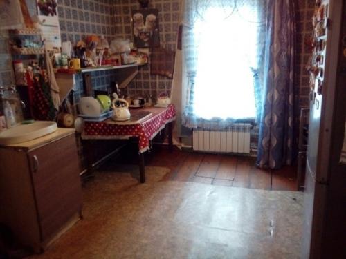 Демонстрирую ремонт кухни и прихожей.