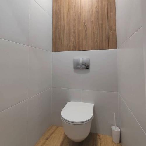 Купили двухкомнатную квартиру в ужасном состоянии, жаль не сфотографировали до, но зато есть после! 07