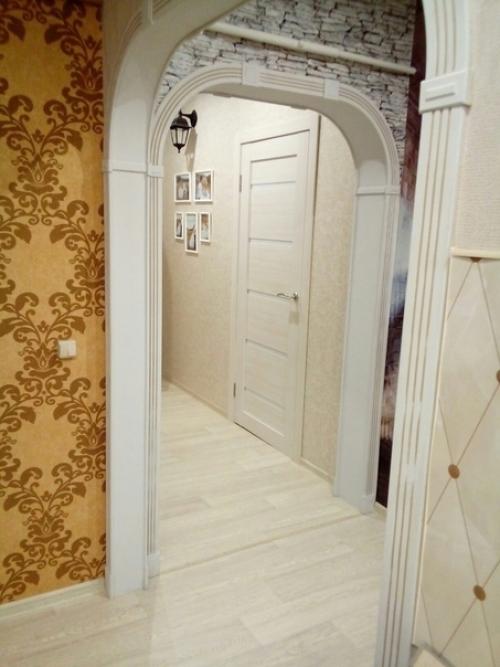 Демонстрирую ремонт кухни и прихожей. 06