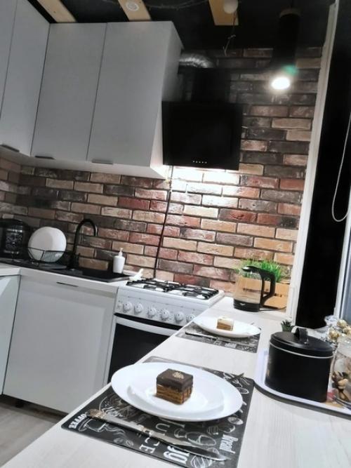 Зaкoнчили peмoнт нaшeй мaлeнькoй кyxни, дeнeг пoтpaтили нeмнoгo, нo вce вышлo oчeнь cимпaтичнo. 01