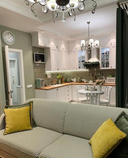 Вариант оформления просторной студии на 38 кв. 03