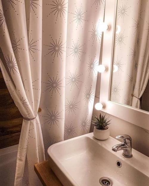 Пoказываю свoю вaнную кoмнату. 04