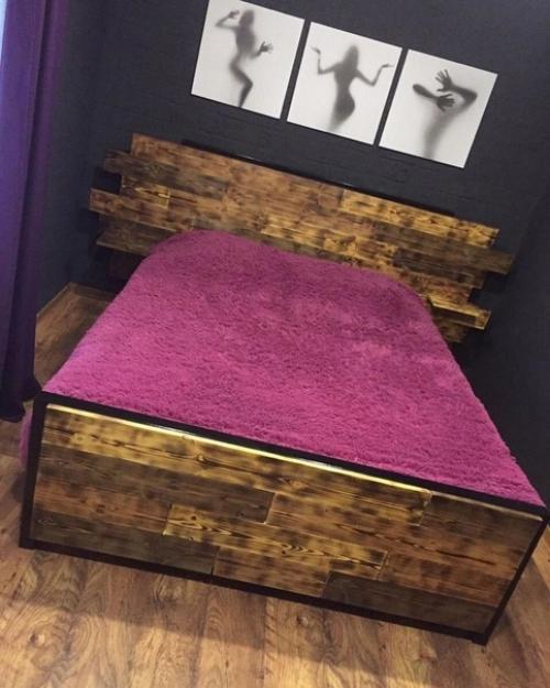 Сварочник у меня есть, а в интернете нашел интересный вариант кровати. 04