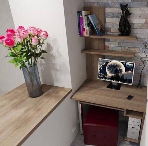 Прекрасный пример того, как можно объединить комнату с лоджией. 02