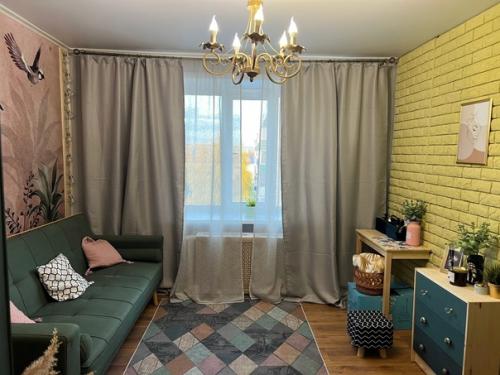 Получила комнату в общежитии, и своими силами превратила её в очень уютную студию.