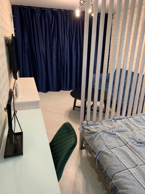 Пpедставляю вам квapтиpу, однyшкy! 06