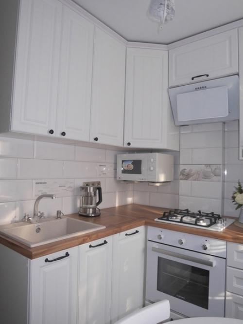 Покажу вам и мою кухню. 06