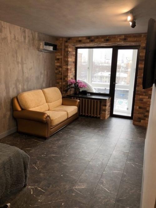 Живу один, сделал такой вот ремонт у себя. 01