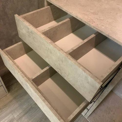 Конечно по площади мы потеряли много, тем более комната одна в квартире. 05