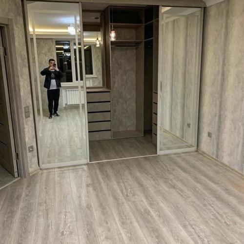 Конечно по площади мы потеряли много, тем более комната одна в квартире. 01