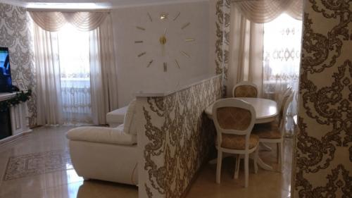 Закончили ремонт в моей студии. 05