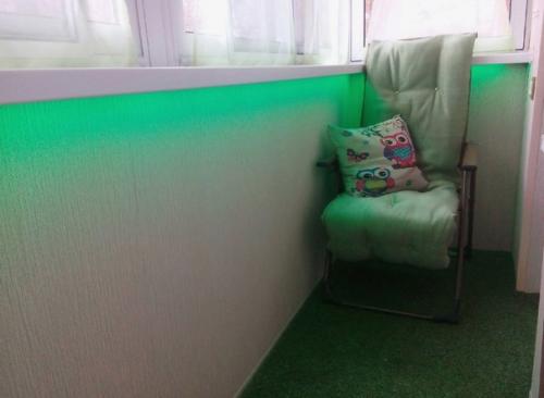 Теперь наш маленький балкон стал лучшим местом для отдыха и релакса в квартире. 06