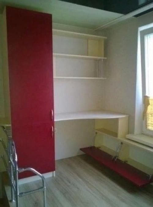 Вот такое практичное решение мы для детской на двоих нашли. 04