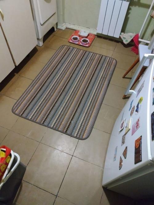 Вы прекрасно видите какой кухня была до ремонта. 02