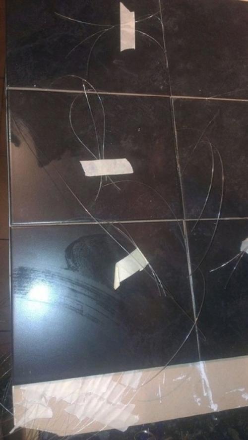 Новая мода, которая завоевывает популярность в современном мире - это использование диодов, встроенных в пол. 01