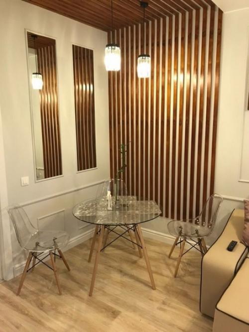 Раньше это была просто однушка, но мы сделали из неё евро двушку. 05