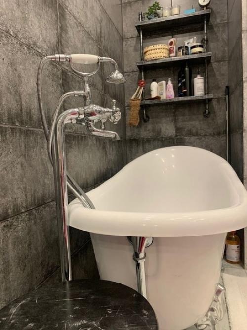 Дизайн моей небольшой квартиры я черпала вдохновение из одной из телевизионных программ. 08