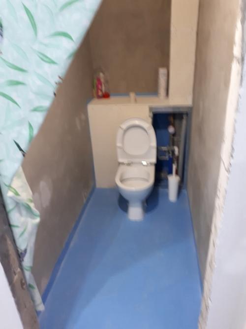 Я хочу продемонстрировать полный процесс ремонта моего туалета - от начала до конца.