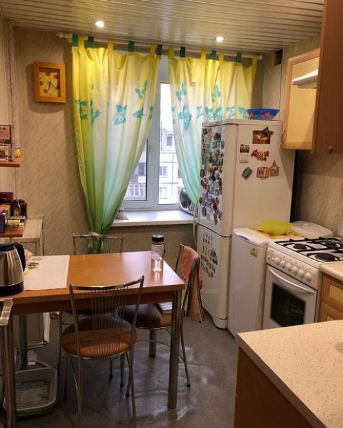 Владелец данной квартиры поделился с нами снимками, как квартира выглядела до начала ремонта и что по итогу получилось. 06