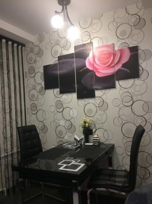 Вот такая современная кухня вышла, 8 квадратов, теперь не стыдно приглашать гостей на посиделки. 04