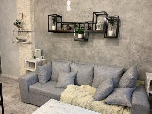 Дизайн моей небольшой квартиры я черпала вдохновение из одной из телевизионных программ. 04