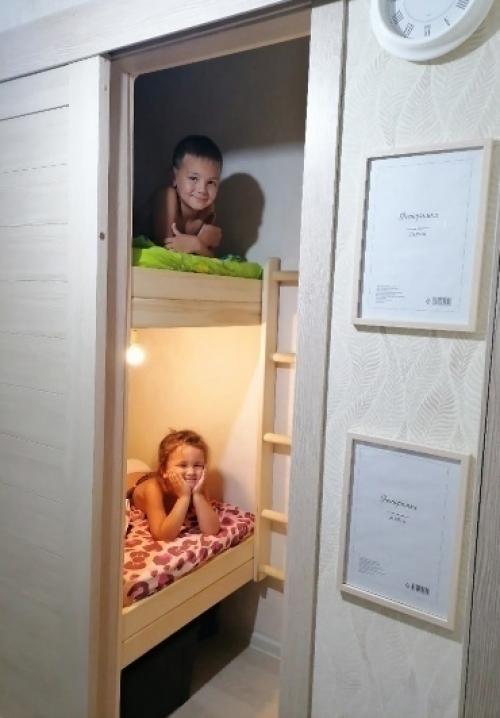 Мы приобрели комнату площадью 15 м 2 в общежитии и превратили ее в уютную студию. 07