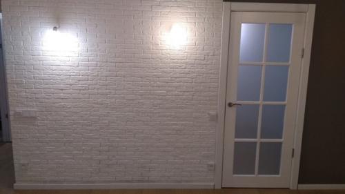 Мы долго все ломали, затем столько же выносили весь мусор, чтобы получить по итогу цивильную квартиру. 05