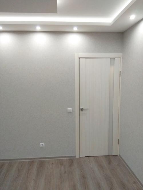 Показываю какую отделку в квартире мы себе сделали. 01